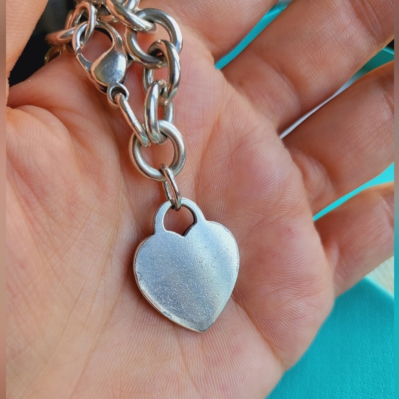 *SALE* Vintage Tiffany & Co Sterling Silver Engravable Heart Tag Bracelet L/7.5" - Picture 4 of 10